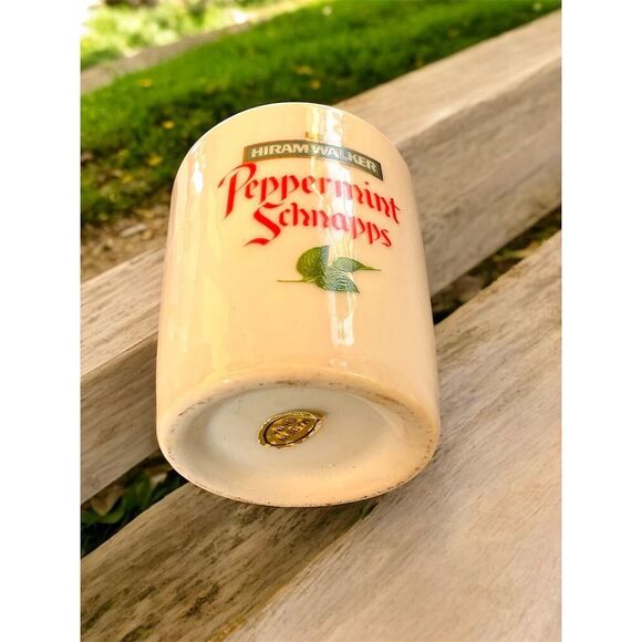 Hiram Walker Peppermint Schnapps White Ceramic Shot Glass Vintage Logo - Picture 5 of 6